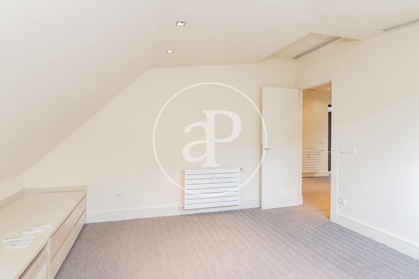 6 camera da letto Appartamento da affittare in Madrid citta con piscina - 8.250 € (Rif: 9574640)