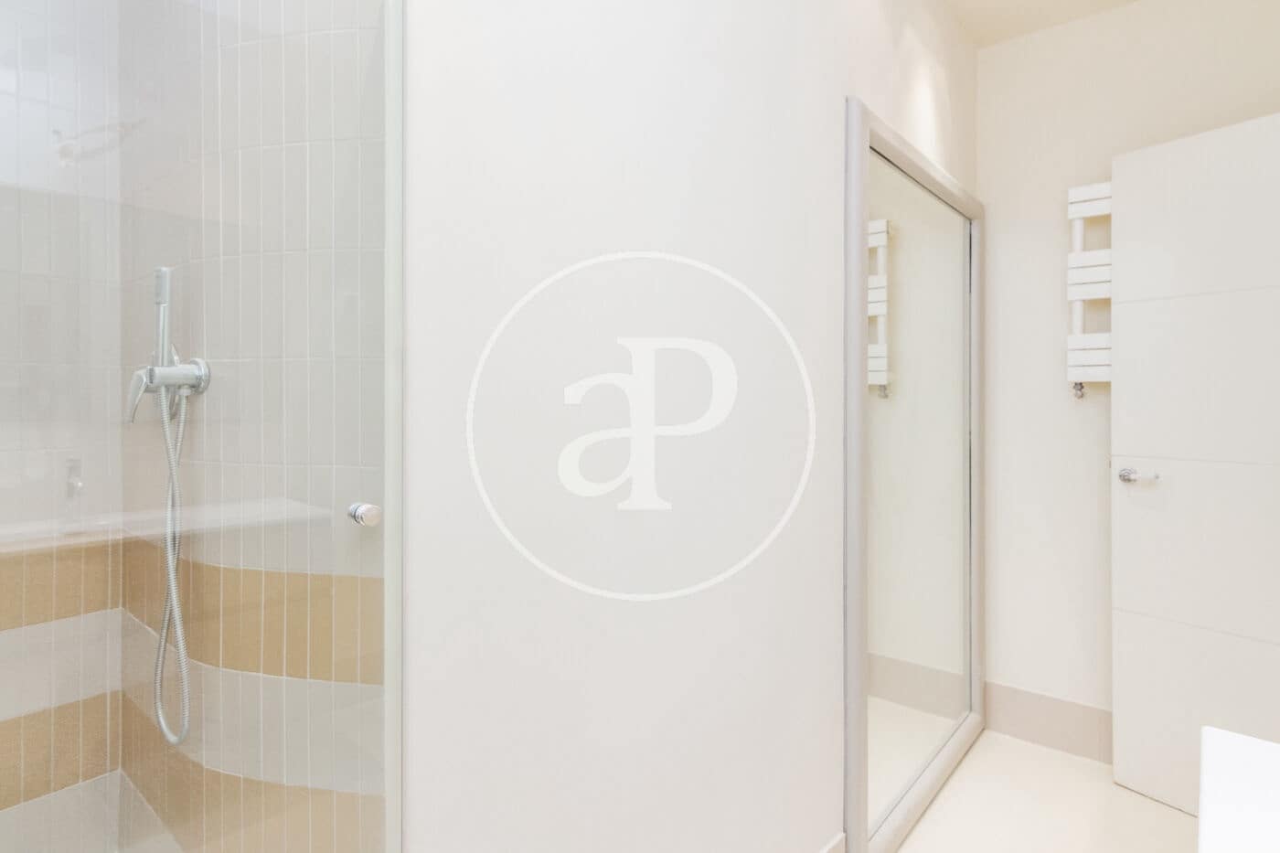 6 camera da letto Appartamento da affittare in Madrid citta con piscina - 8.250 € (Rif: 9574640)