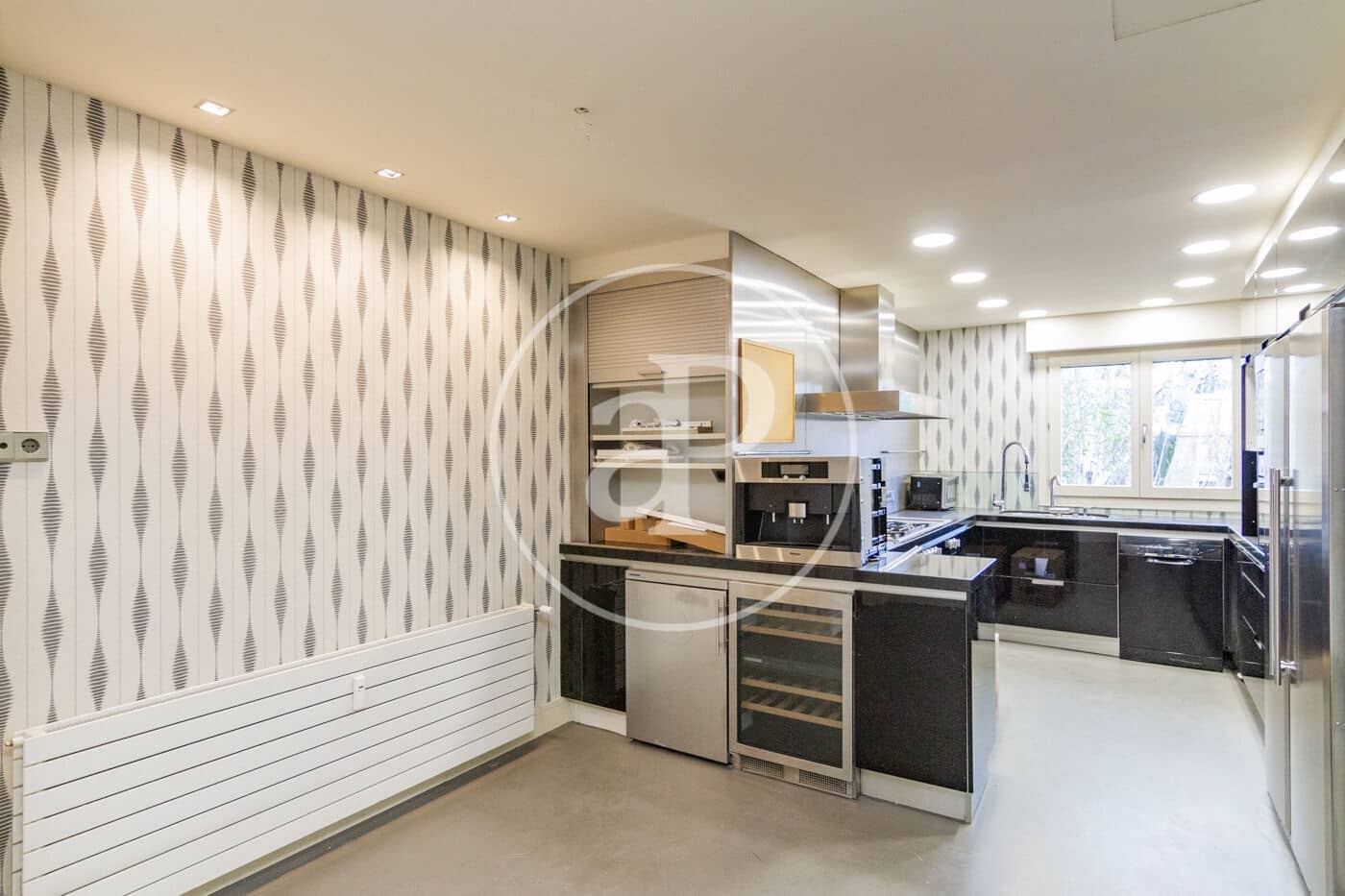 6 camera da letto Appartamento da affittare in Madrid citta con piscina - 8.250 € (Rif: 9574640)