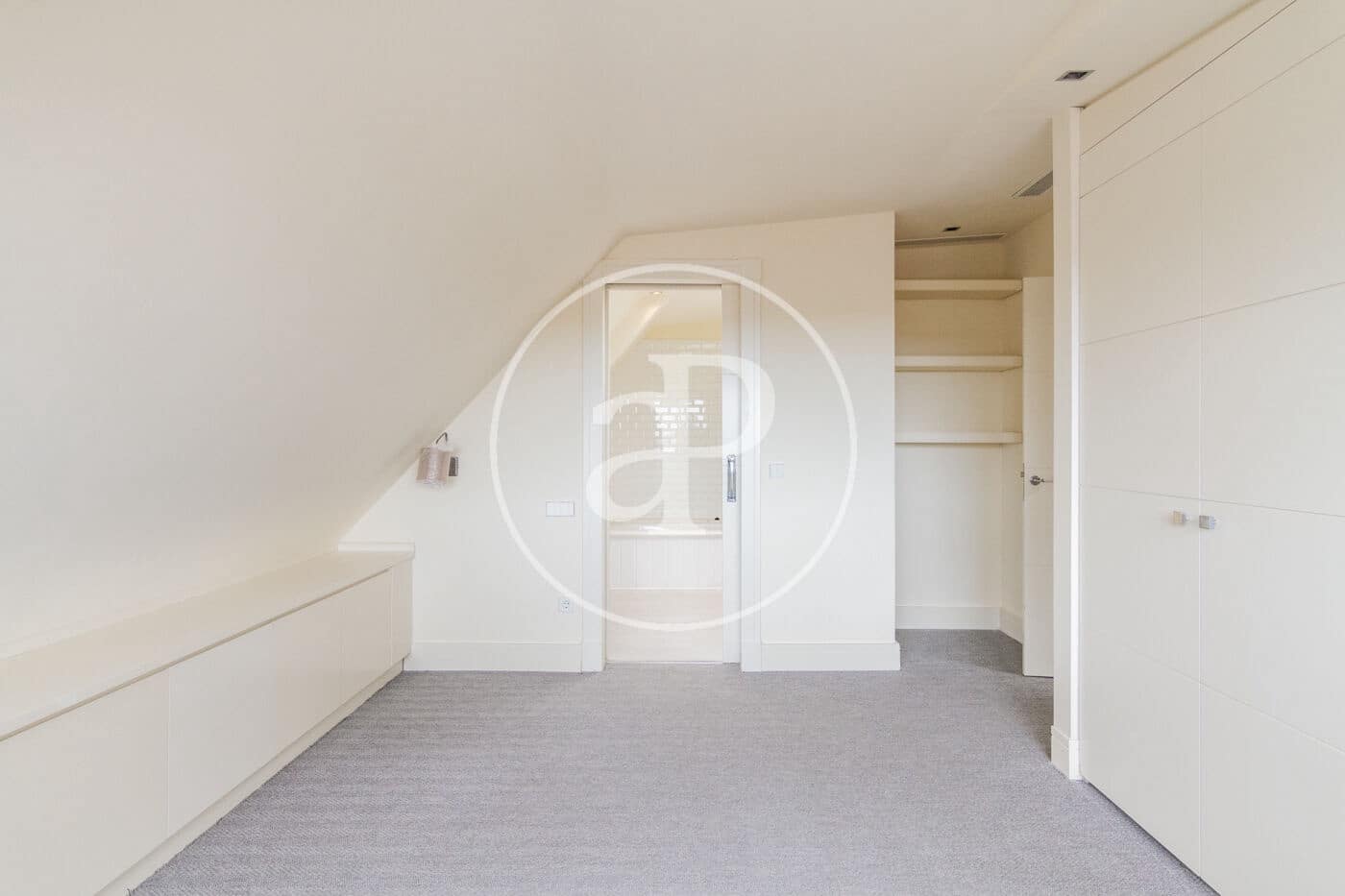 6 camera da letto Appartamento da affittare in Madrid citta con piscina - 8.250 € (Rif: 9574640)