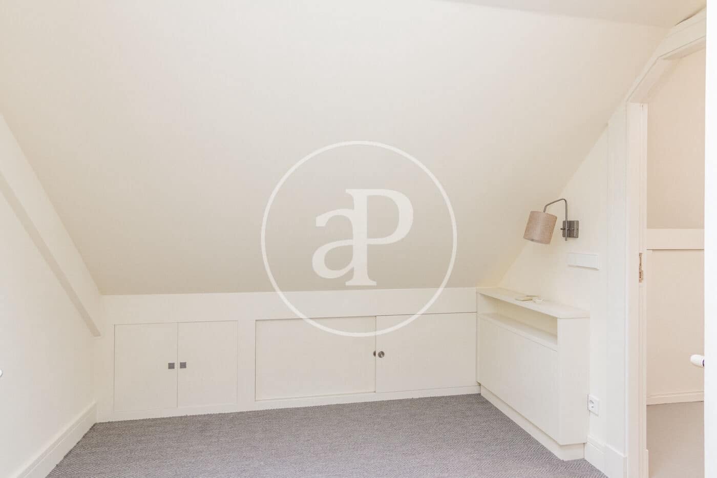 6 camera da letto Appartamento da affittare in Madrid citta con piscina - 8.250 € (Rif: 9574640)