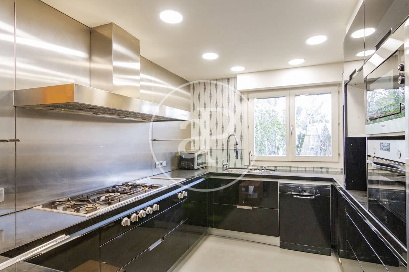 6 camera da letto Appartamento da affittare in Madrid citta con piscina - 8.250 € (Rif: 9574640)