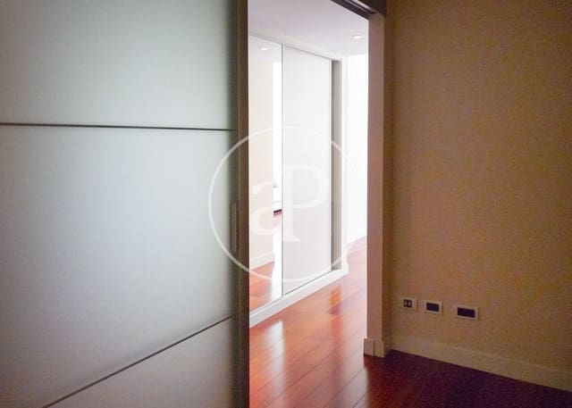 1 soverom Leilighet til salgs i Rios Rosas, Madrid by med svømmebasseng - € 825 000 (Ref: 9574642)