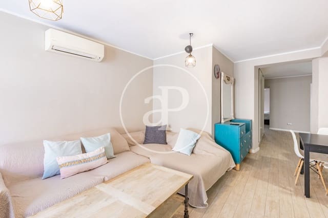 Appartement de 2 chambres à louer à Valdeacederas, Madrid ville - 2 400 € (Ref: 9582950)