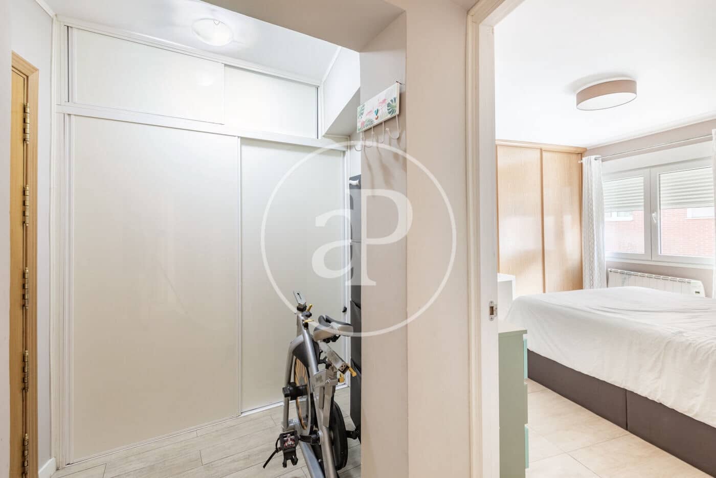 Appartement de 2 chambres à louer à Madrid ville - 2 400 € (Ref: 9582950)