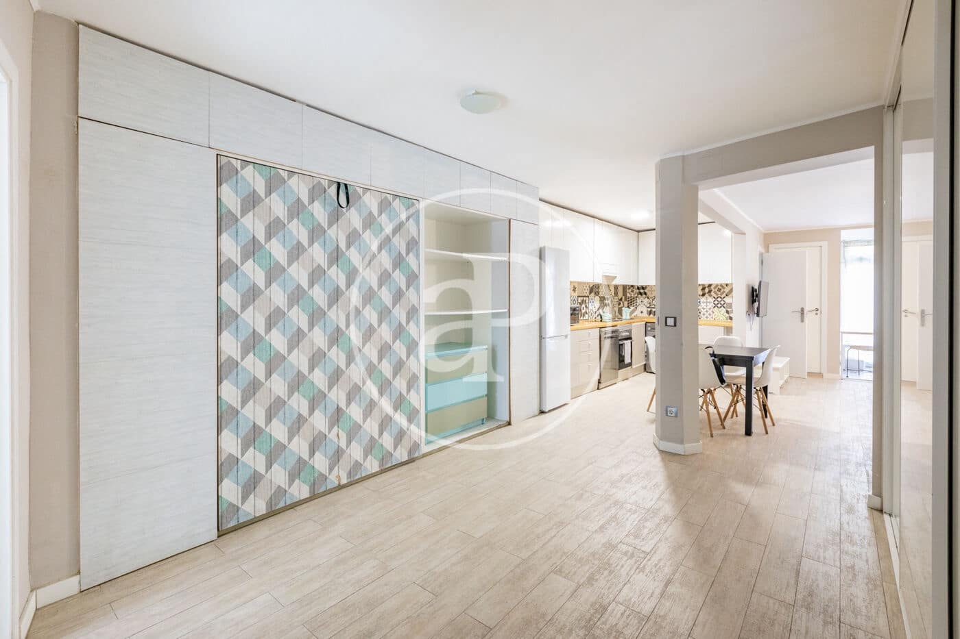 Appartement de 2 chambres à louer à Madrid ville - 2 400 € (Ref: 9582950)