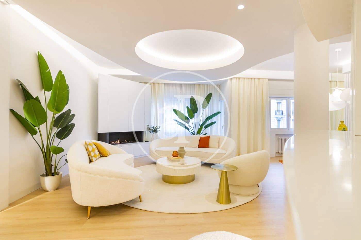 3 quarto Apartamento para arrendar em Madrid cidade - 6 300 € (Ref: 9582951)