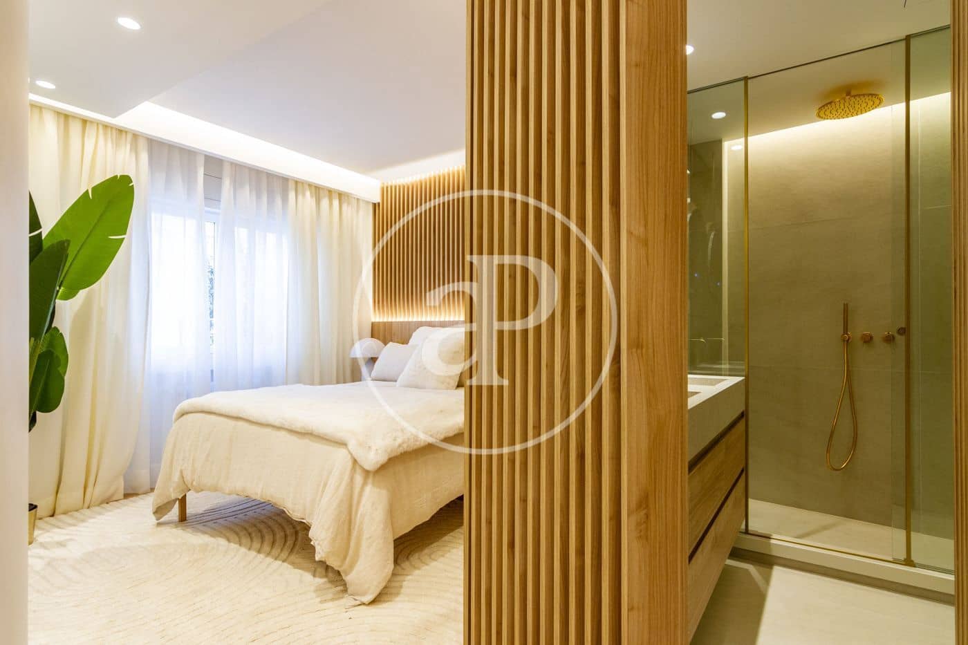 3 quarto Apartamento para arrendar em Madrid cidade - 6 300 € (Ref: 9582951)