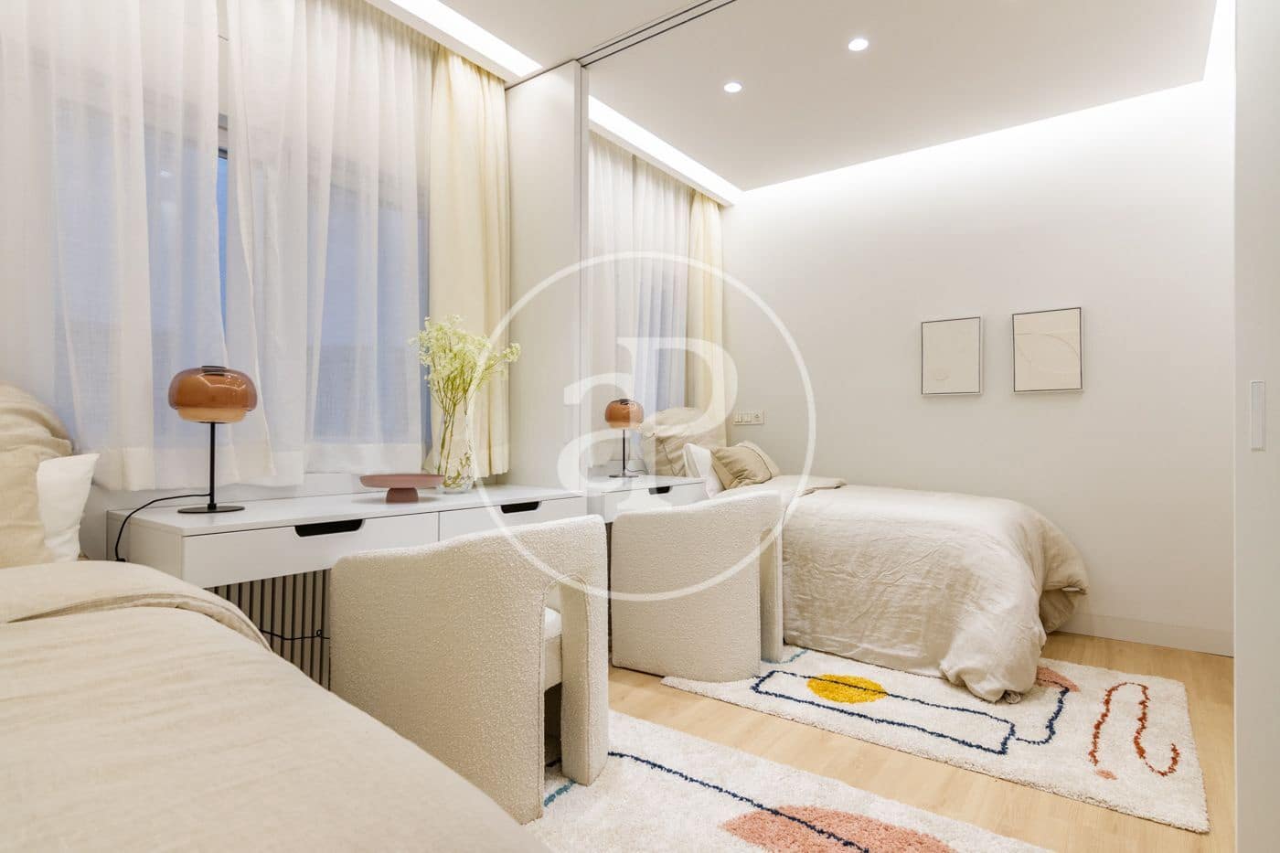 3 quarto Apartamento para arrendar em Madrid cidade - 6 300 € (Ref: 9582951)