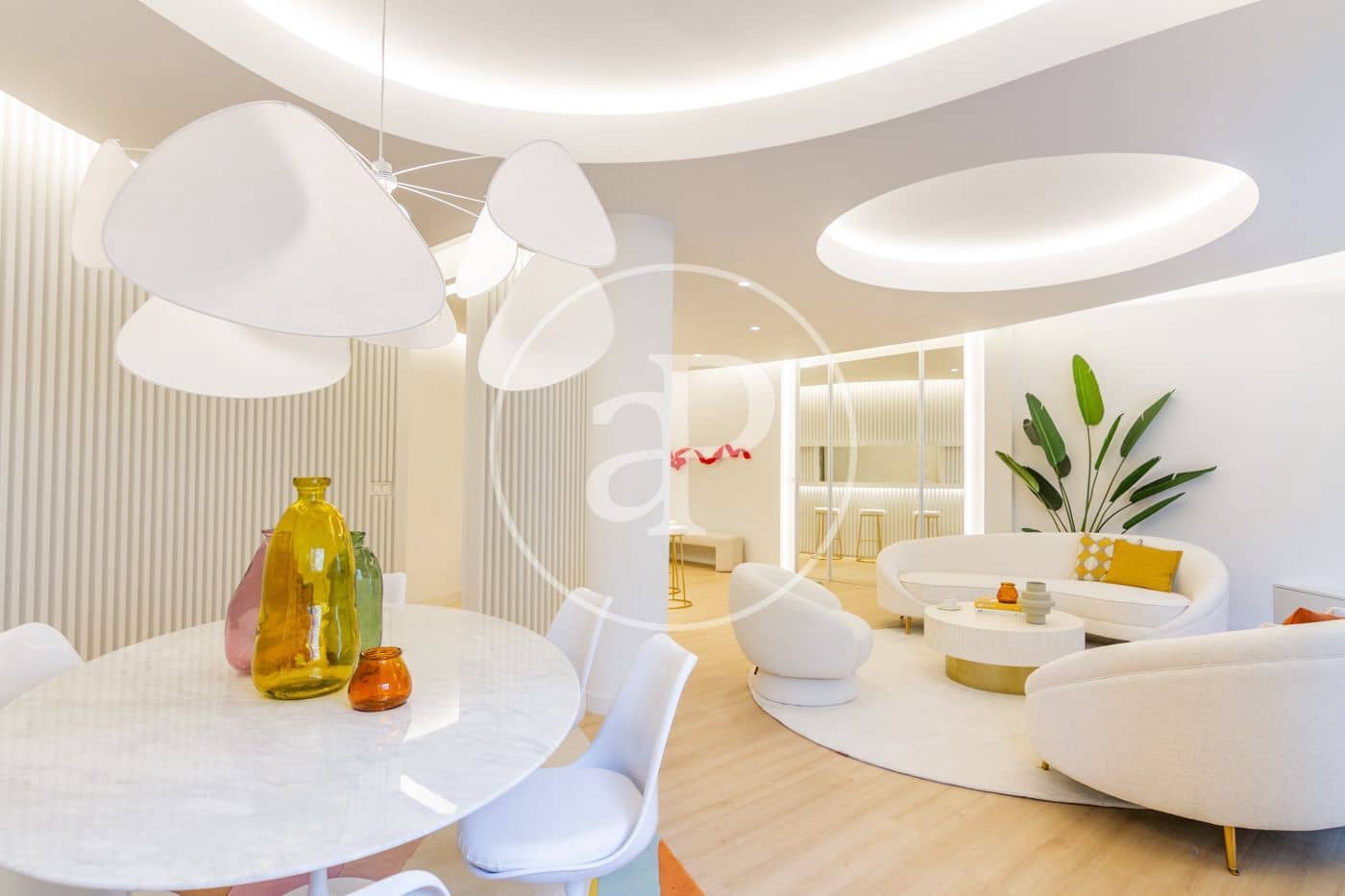 3 quarto Apartamento para arrendar em Madrid cidade - 6 300 € (Ref: 9582951)