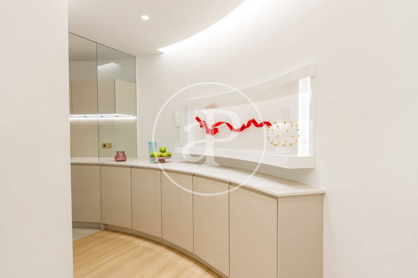 3 quarto Apartamento para arrendar em Madrid cidade - 6 300 € (Ref: 9582951)