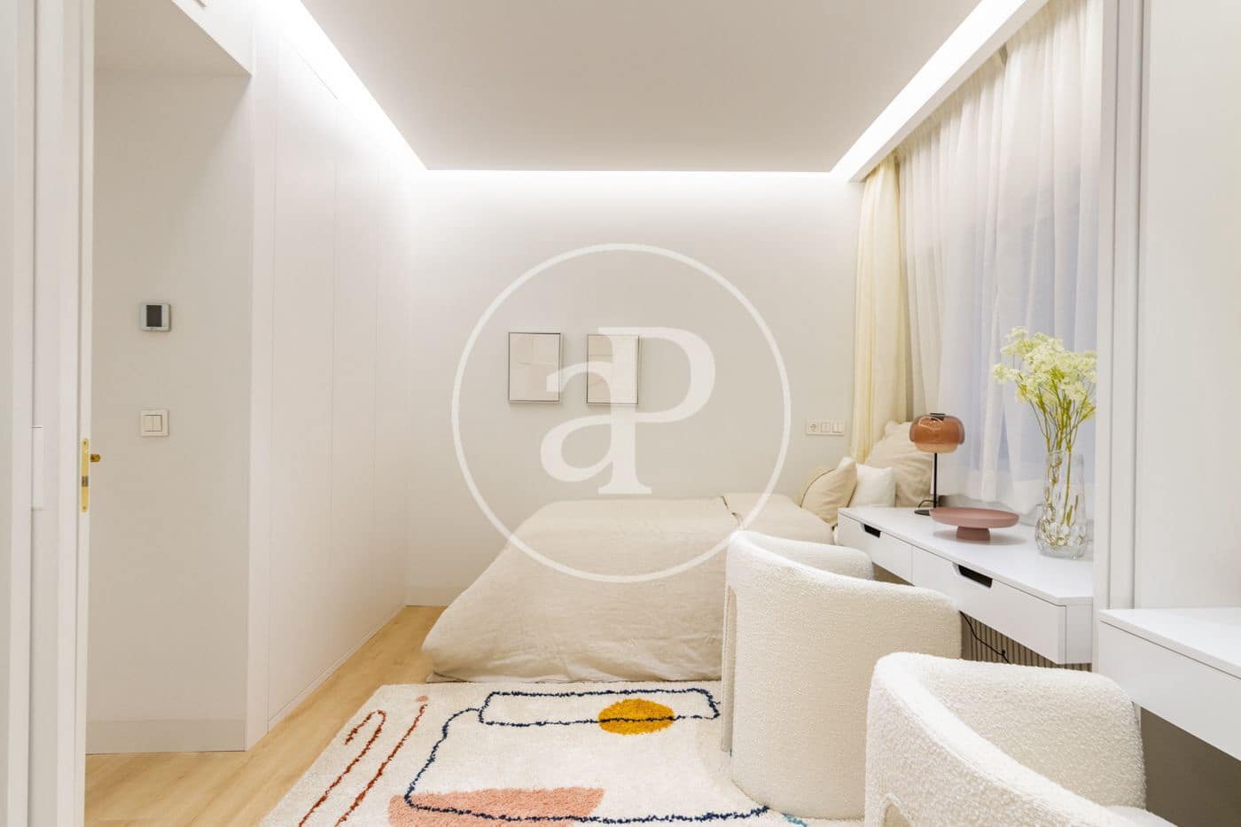 3 quarto Apartamento para arrendar em Madrid cidade - 6 300 € (Ref: 9582951)