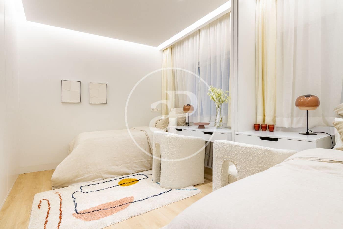 3 quarto Apartamento para arrendar em Madrid cidade - 6 300 € (Ref: 9582951)