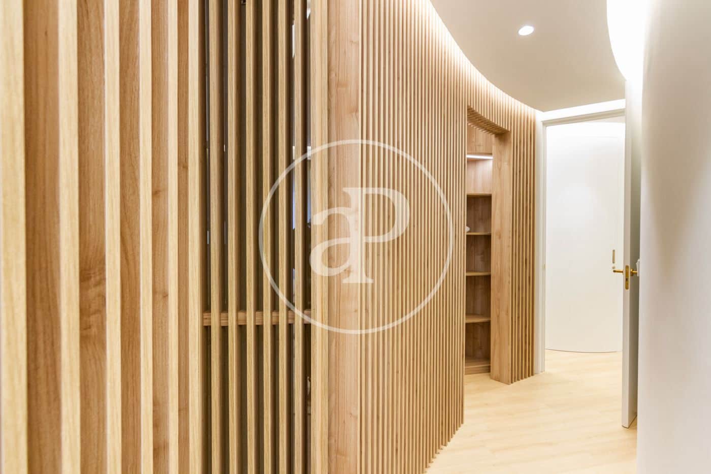 3 quarto Apartamento para arrendar em Madrid cidade - 6 300 € (Ref: 9582951)