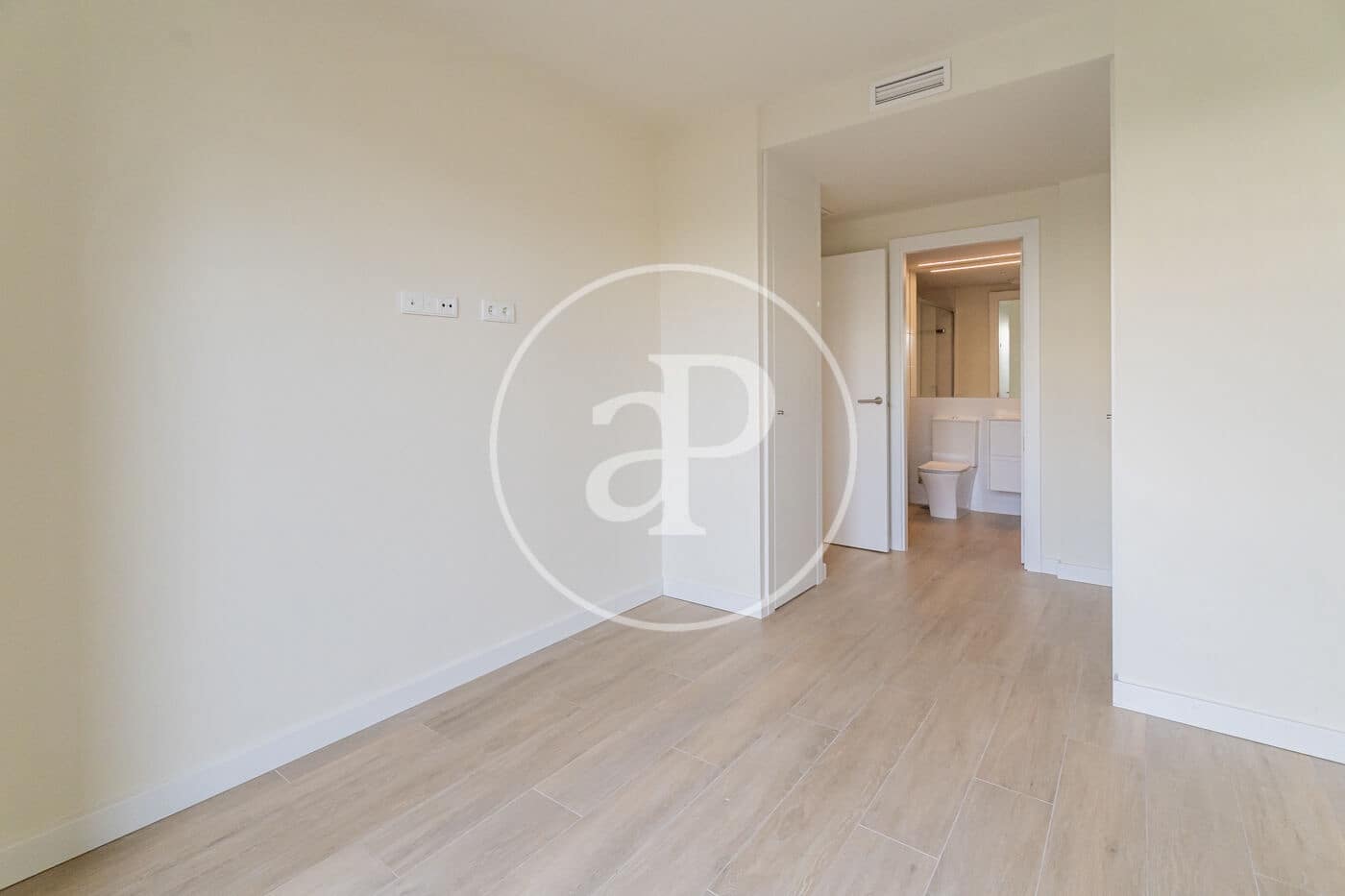 2 sypialnia Apartament do wynajęcia w Miasto Madryt z basenem garażem - 2 198 € (Ref: 9582954)