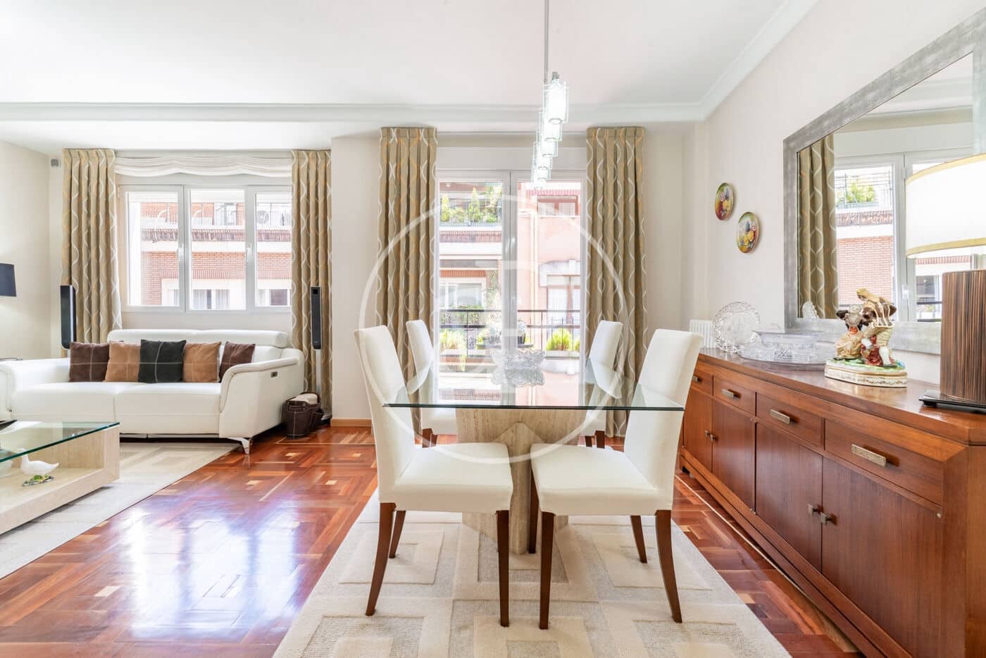 3 bedroom Apartment for sale in Madrid city - € 1,215,000 (Ref: 9586516)