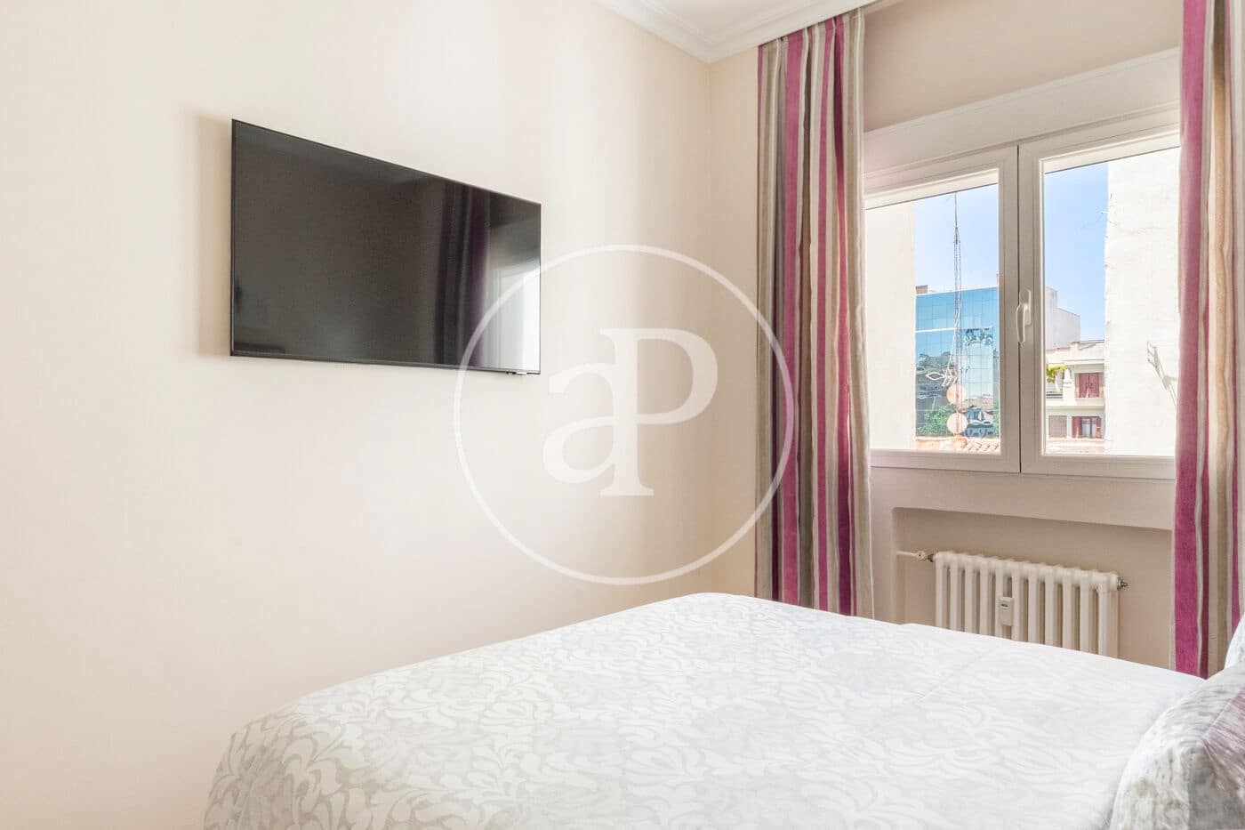 3 bedroom Apartment for sale in Madrid city - € 1,215,000 (Ref: 9586516)