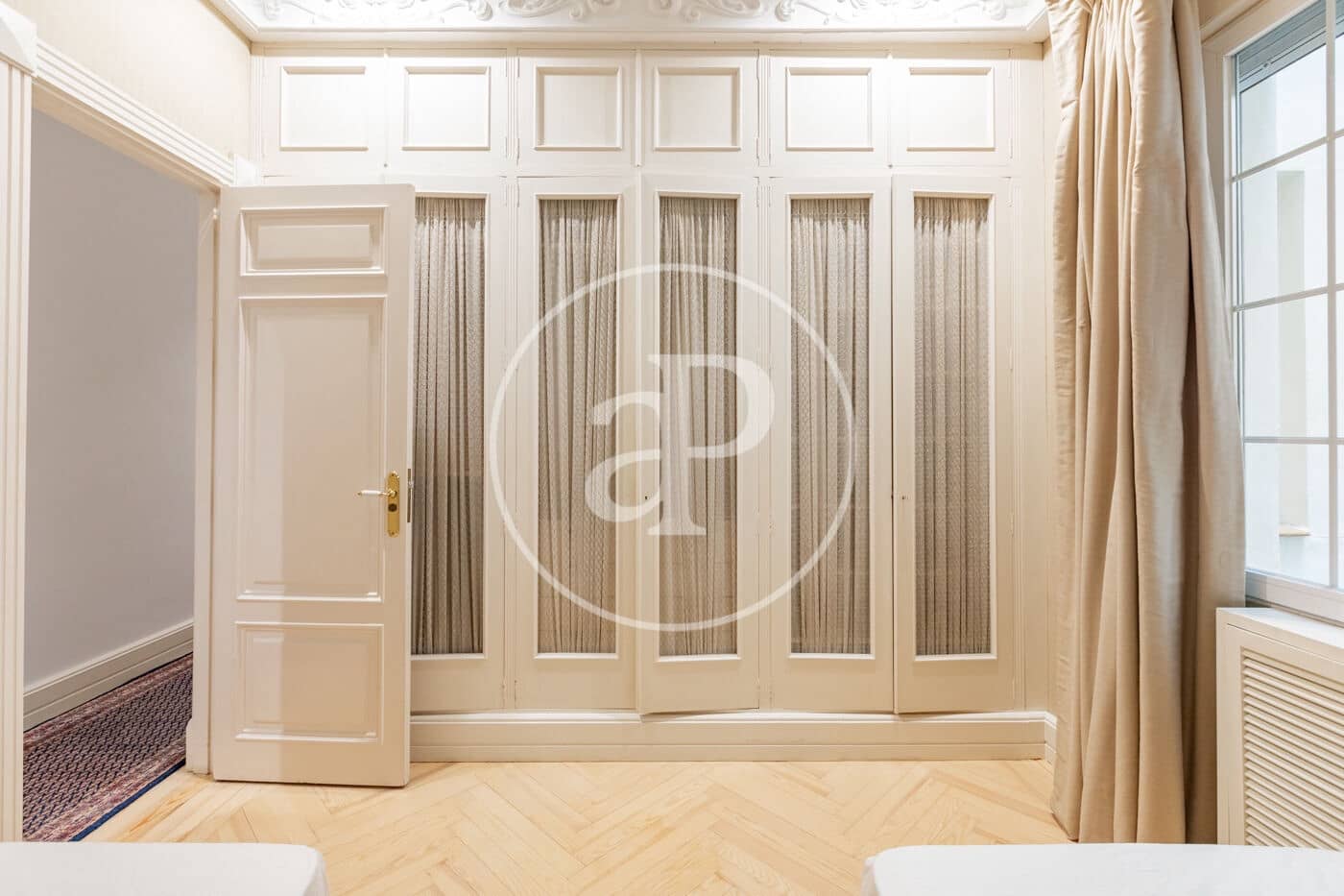 3 slaapkamer Appartement te huur in Madrid stad - € 6.500 (Ref: 9586517)