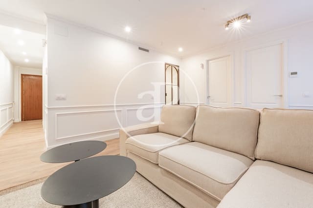 3 makuuhuone Huoneisto myytävänä paikassa Fuente del Berro, Madrid kaupunki - 695 000 € (Ref: 9591300)