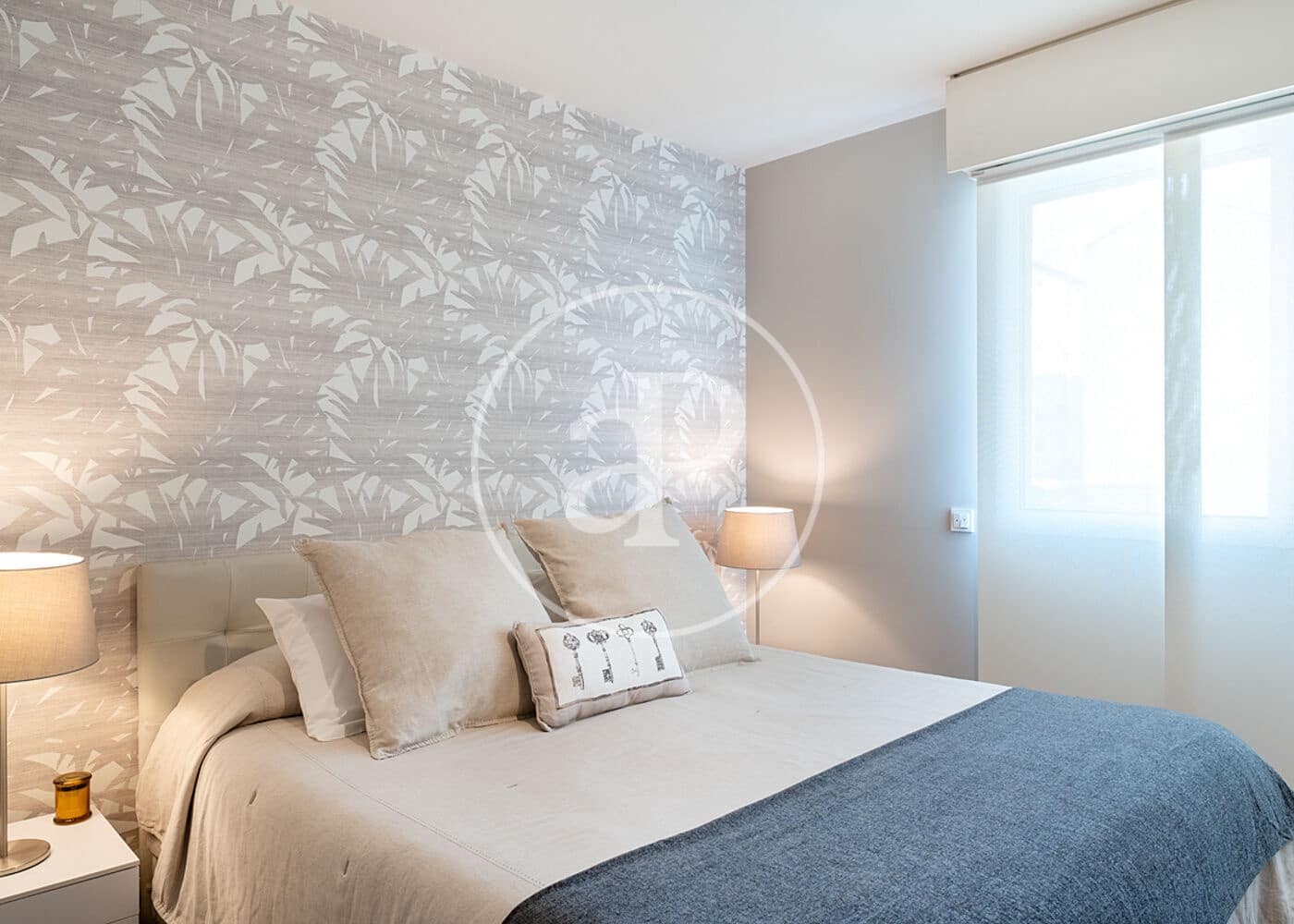 2 slaapkamer Appartement te huur in Madrid stad - € 4.100 (Ref: 9591301)