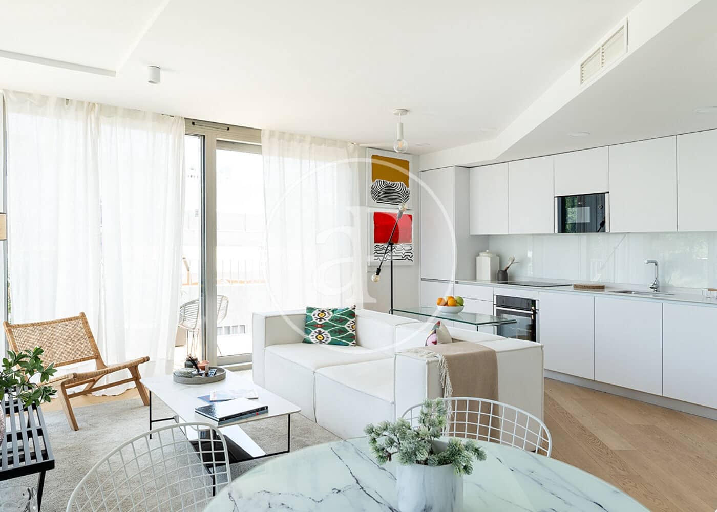 2 slaapkamer Penthouse te huur in Madrid stad met zwembad - € 3.800 (Ref: 9591303)