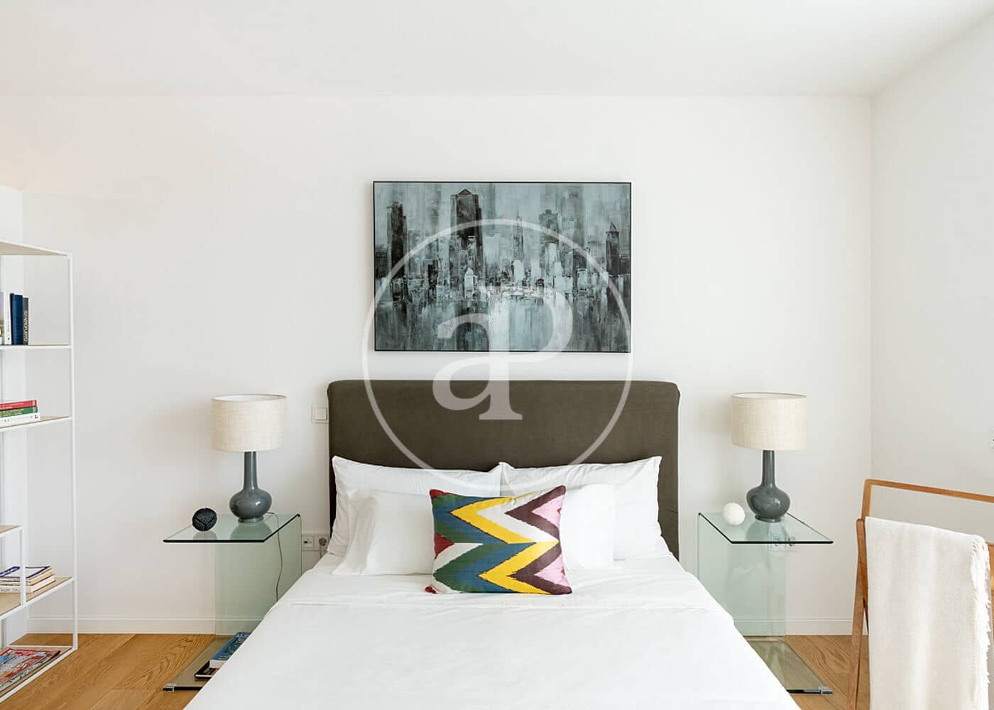 2 slaapkamer Penthouse te huur in Madrid stad met zwembad - € 3.800 (Ref: 9591303)