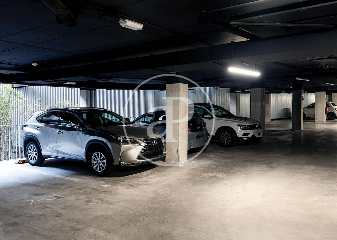 2 slaapkamer Penthouse te huur in Madrid stad met zwembad - € 3.800 (Ref: 9591303)