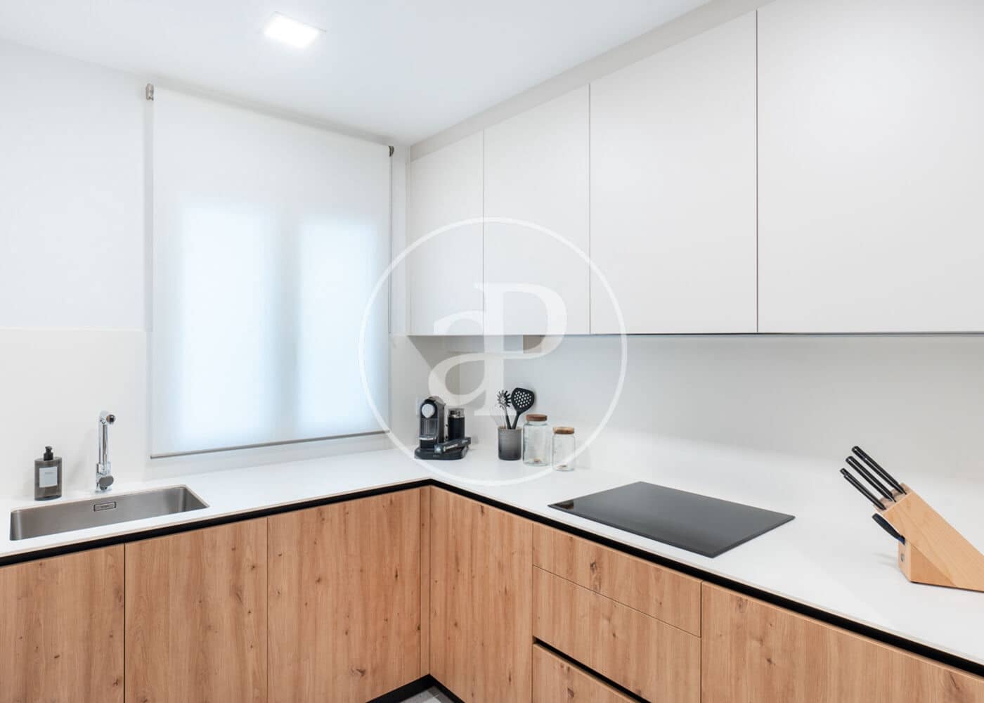 2 slaapkamer Appartement te huur in Madrid stad - € 4.350 (Ref: 9591304)