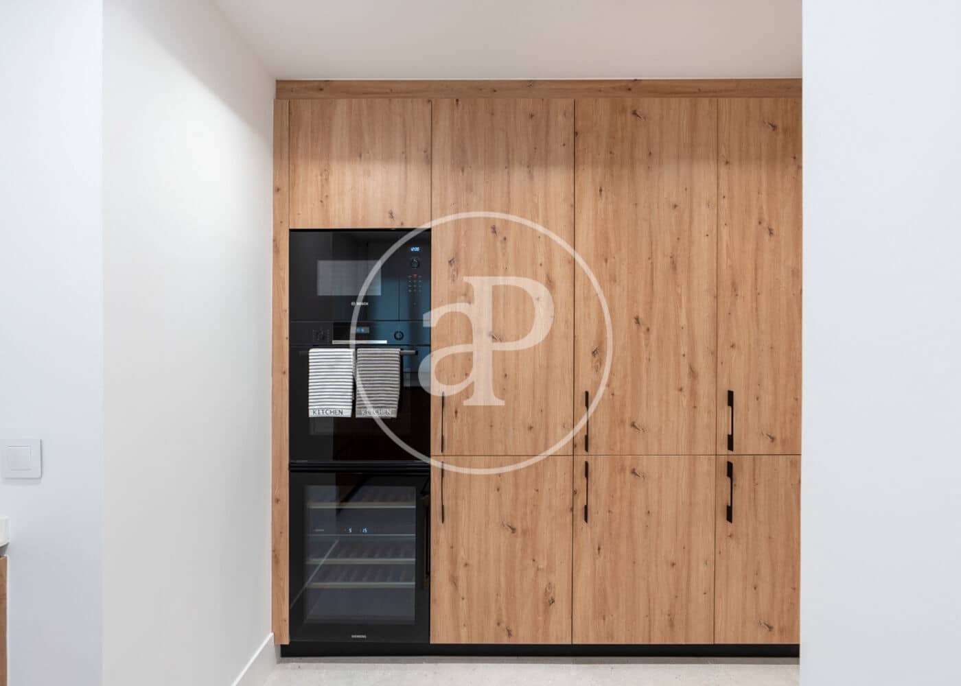 2 slaapkamer Appartement te huur in Madrid stad - € 4.350 (Ref: 9591304)