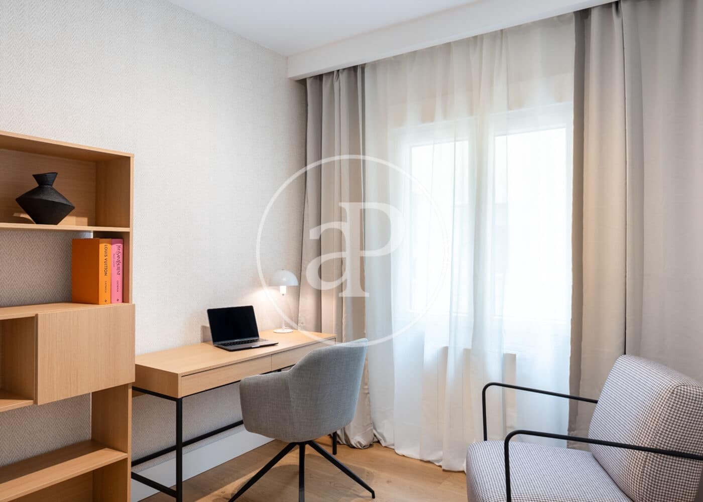 2 slaapkamer Appartement te huur in Madrid stad - € 4.350 (Ref: 9591304)