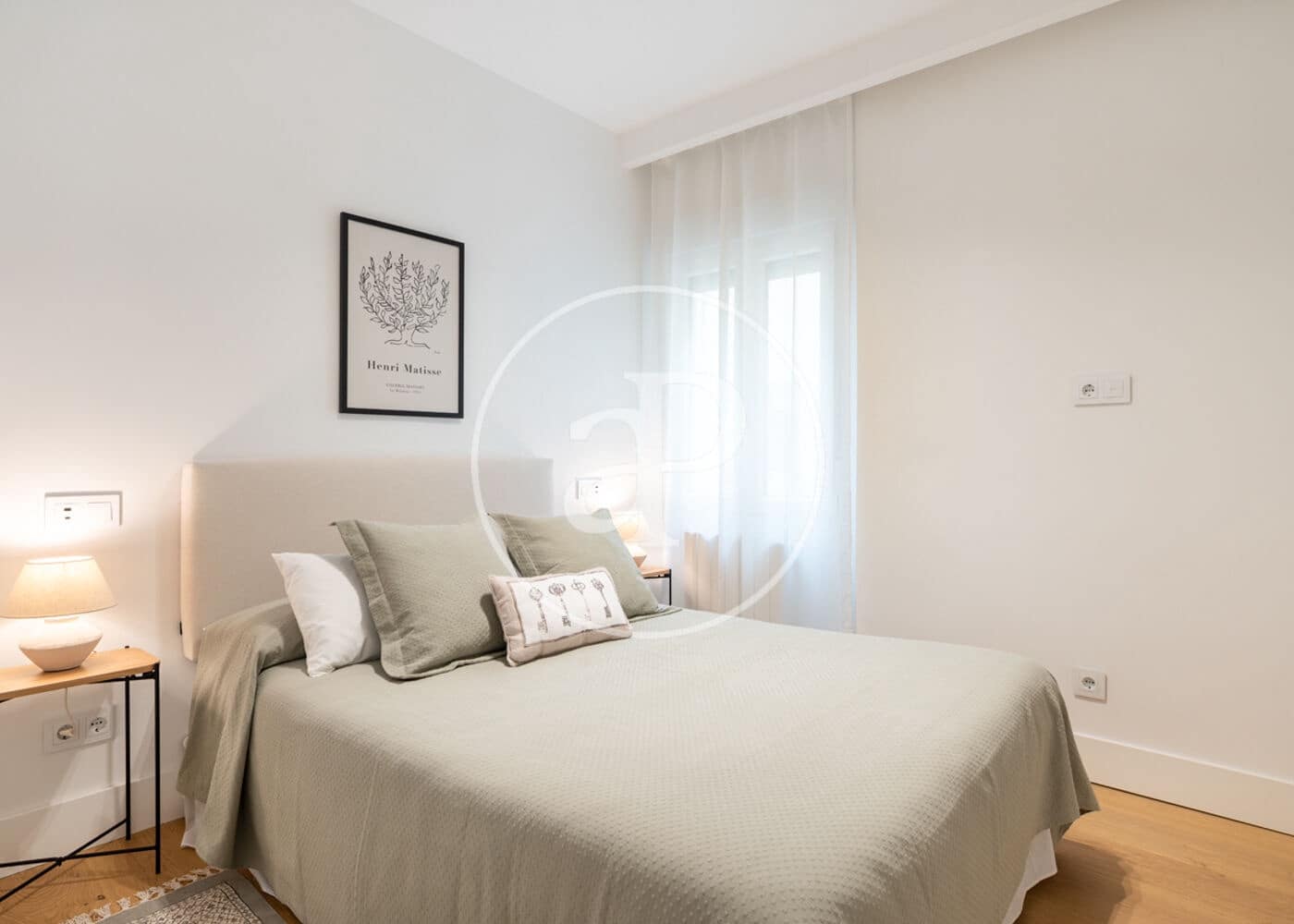 2 slaapkamer Appartement te huur in Madrid stad - € 4.350 (Ref: 9591304)