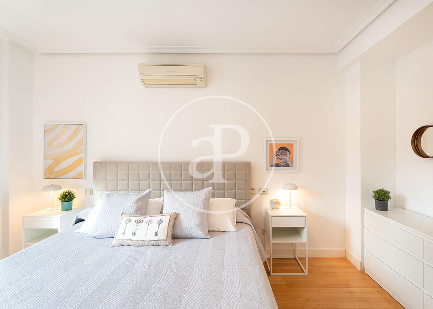 Appartement de 1 chambre à louer à Madrid ville avec piscine - 2 460 € (Ref: 9591305)