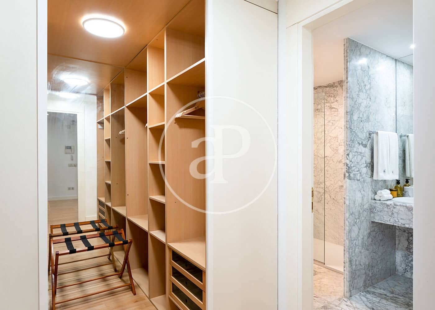 Appartement de 1 chambre à louer à Madrid ville avec piscine - 2 460 € (Ref: 9591305)