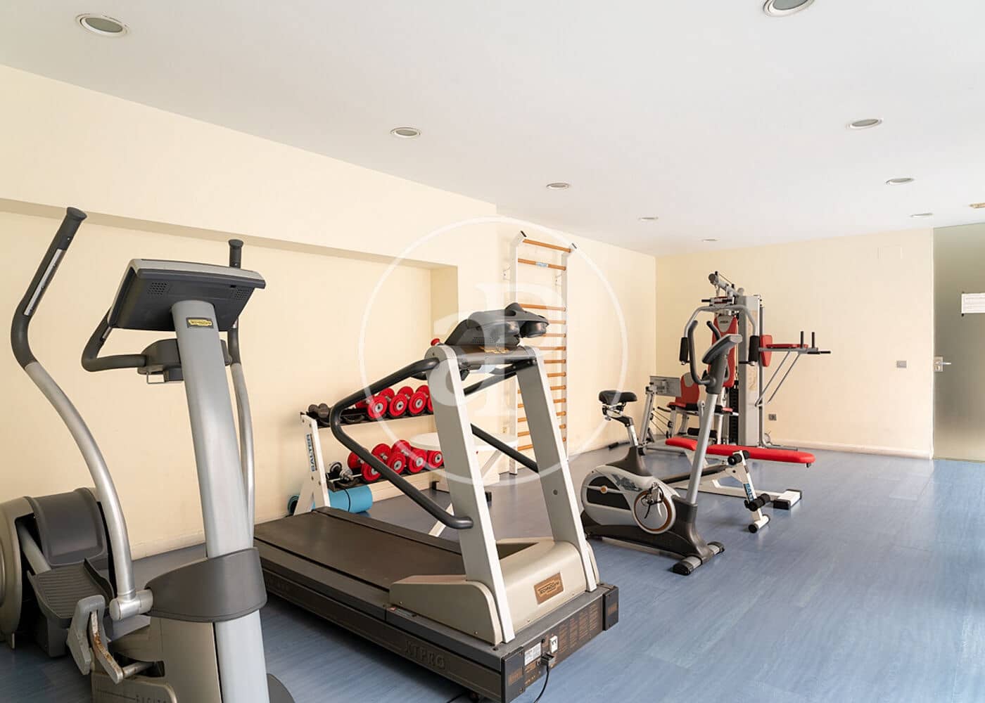 Appartement de 1 chambre à louer à Madrid ville avec piscine - 2 460 € (Ref: 9591305)