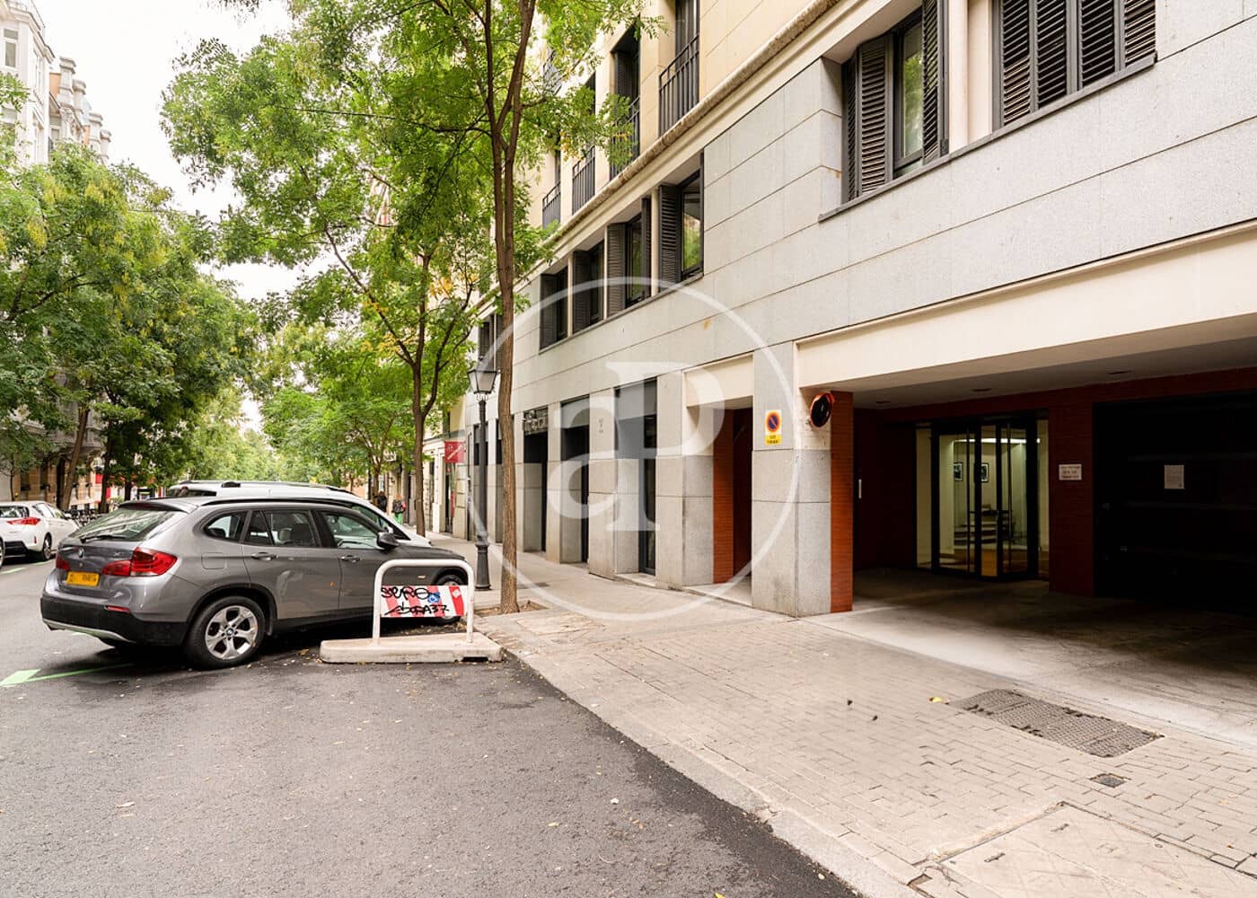 Appartement de 1 chambre à louer à Madrid ville avec piscine - 2 460 € (Ref: 9591305)