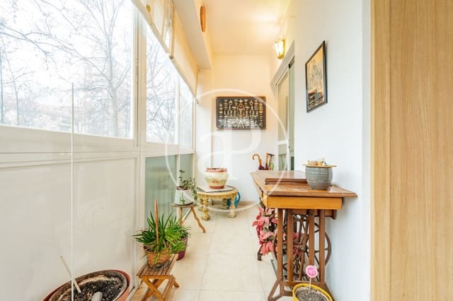 3 makuuhuone Huoneisto myytävänä paikassa Cuatro Caminos, Madrid kaupunki - 750 000 € (Ref: 9591316)