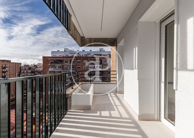 4 makuuhuone Huoneisto myytävänä paikassa Jerónimos, Madrid kaupunki - 1 200 000 € (Ref: 9591317)
