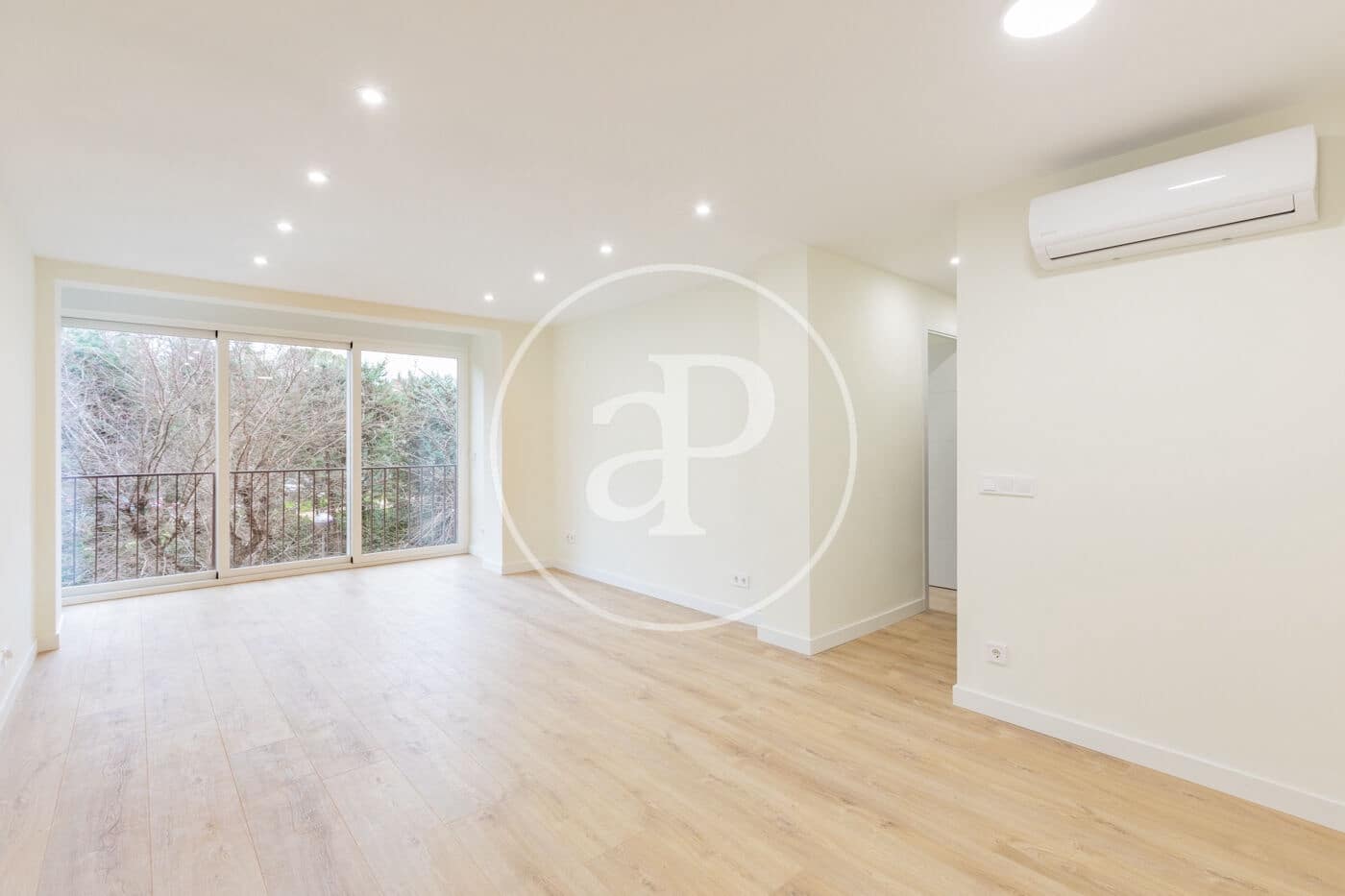 3 Zimmer Apartment zu verkaufen in Madrid Stadt mit Pool - 605.000 € (Ref: 9596137)