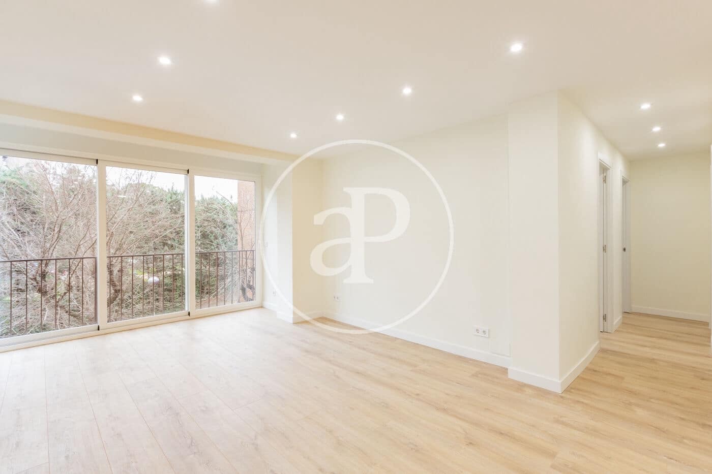 3 Zimmer Apartment zu verkaufen in Madrid Stadt mit Pool - 605.000 € (Ref: 9596137)