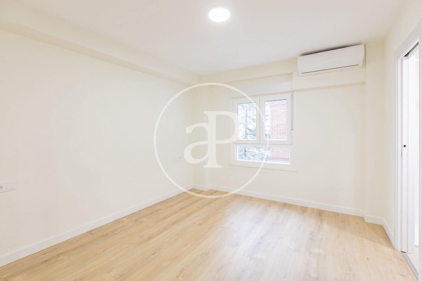 3 Zimmer Apartment zu verkaufen in Madrid Stadt mit Pool - 605.000 € (Ref: 9596137)