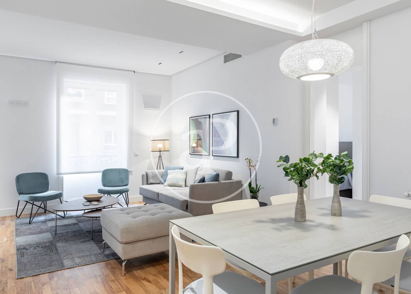 2 slaapkamer Appartement te huur in Madrid stad - € 3.600 (Ref: 9596140)