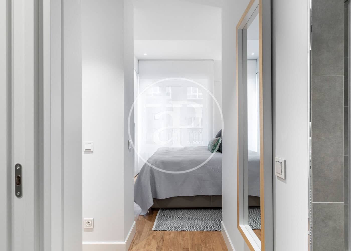 2 slaapkamer Appartement te huur in Madrid stad - € 3.600 (Ref: 9596140)