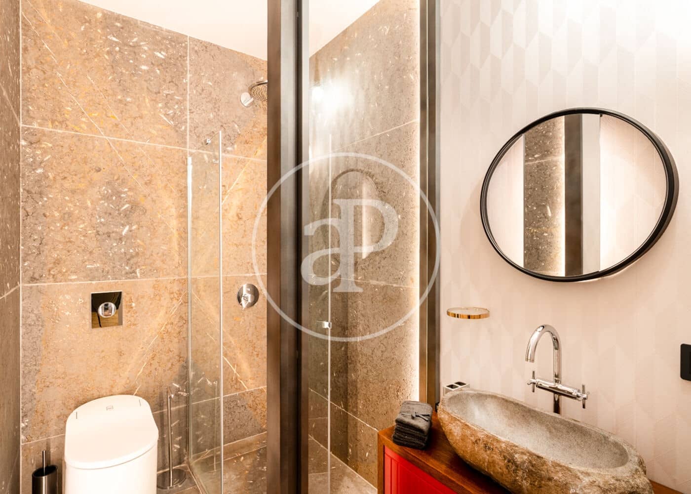 3 soverom Leilighet til leie i Madrid by - € 6 150 (Ref: 9596142)