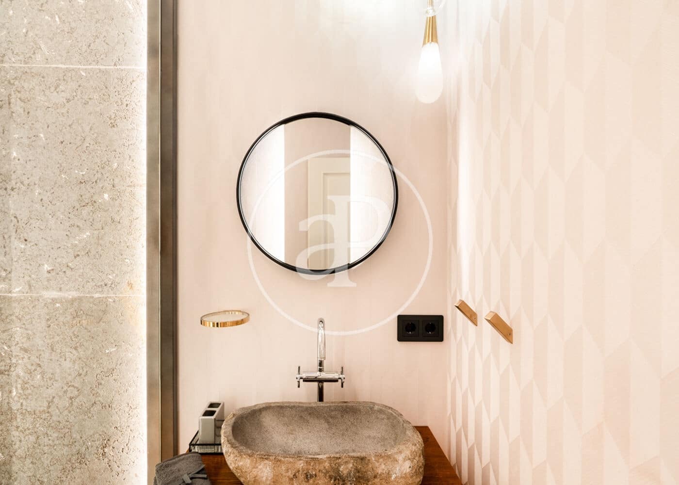 3 soverom Leilighet til leie i Madrid by - € 6 150 (Ref: 9596142)