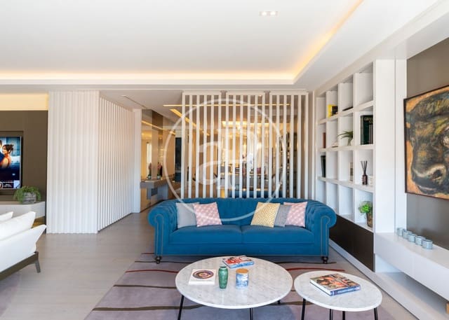 Appartement de 3 chambres à louer à Recoletos, Madrid ville - 12 500 € (Ref: 9596143)