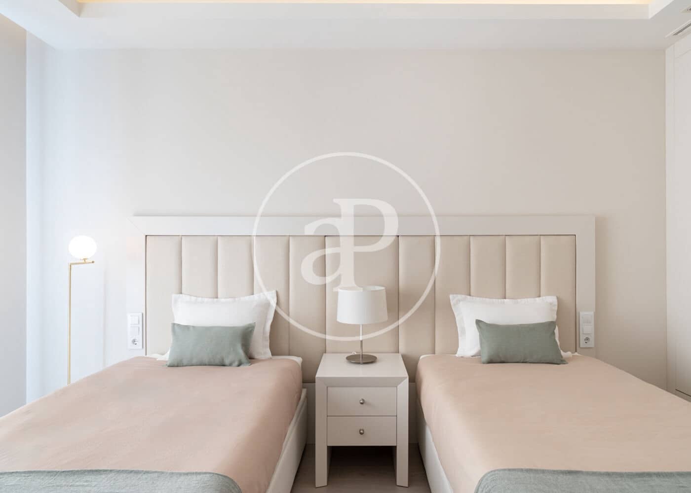 Appartement de 3 chambres à louer à Madrid ville - 12 500 € (Ref: 9596143)