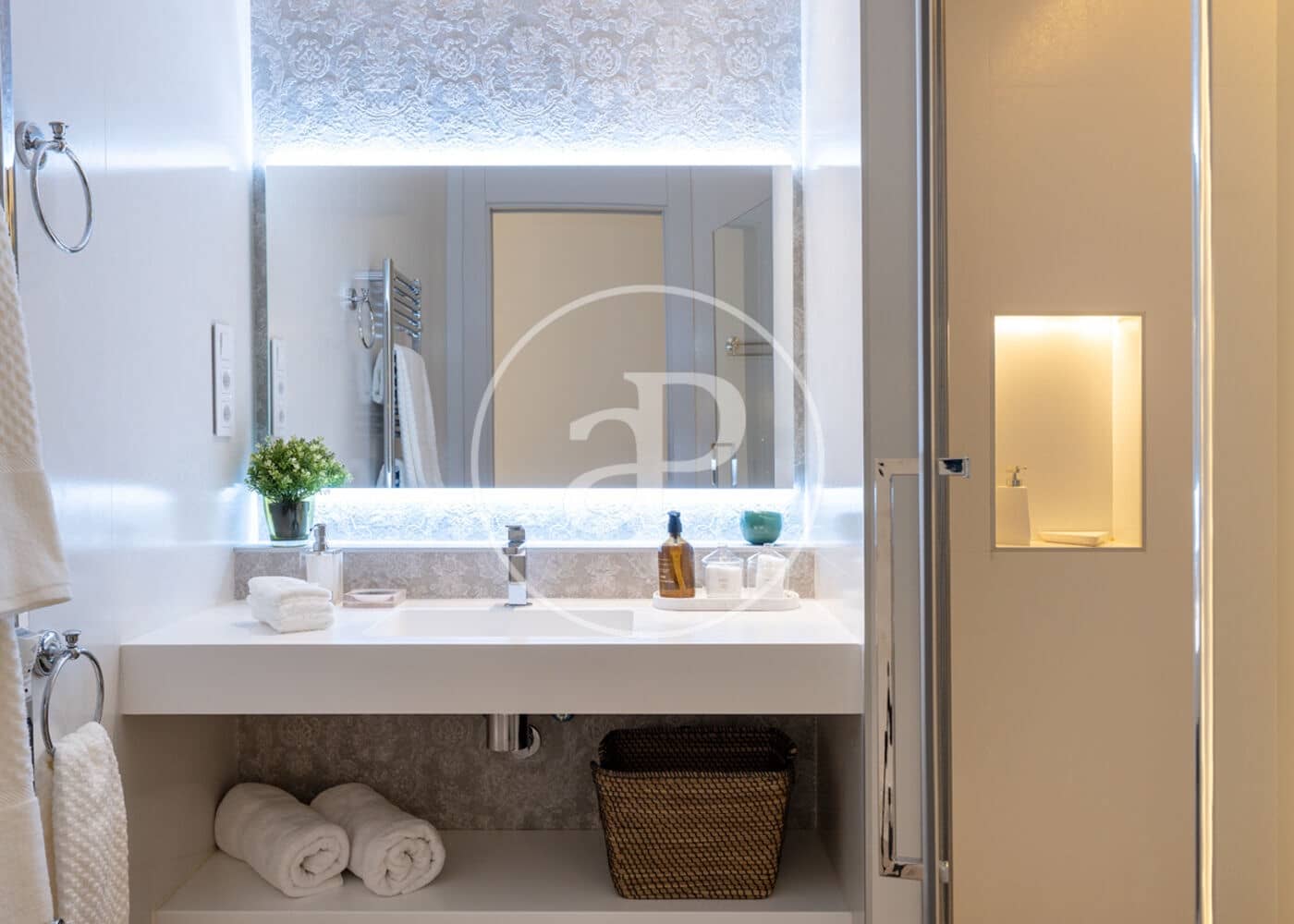 Appartement de 3 chambres à louer à Madrid ville - 12 500 € (Ref: 9596143)