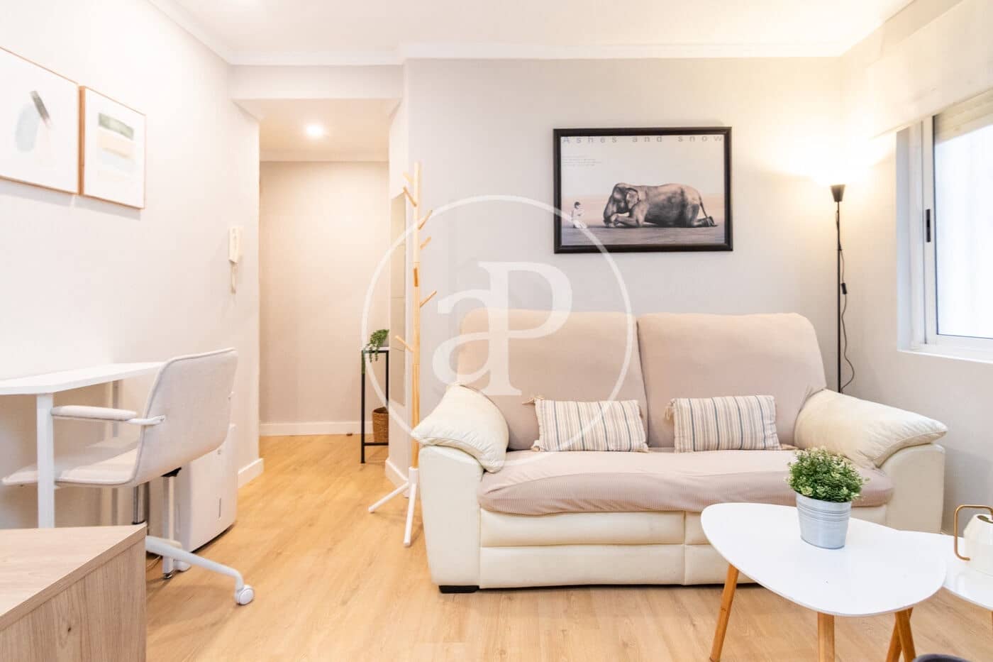 1 sypialnia Apartament do wynajęcia w Miasto Madryt - 1 350 € (Ref: 9596144)