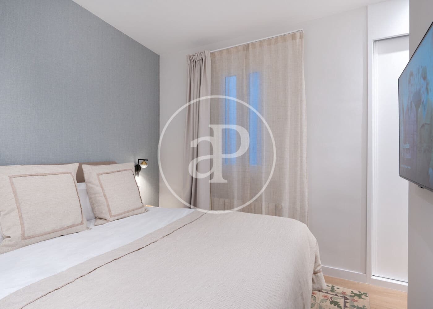 2 slaapkamer Appartement te huur in Madrid stad - € 4.260 (Ref: 9596145)