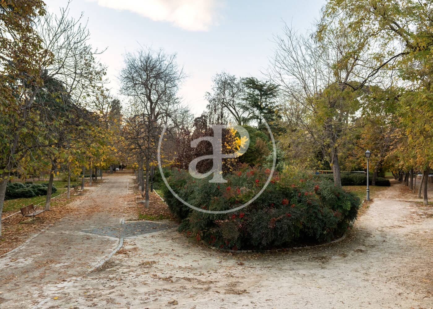 2 slaapkamer Appartement te huur in Madrid stad - € 4.260 (Ref: 9596145)